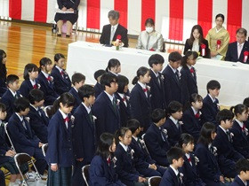 入学３